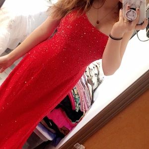Red Prom dress